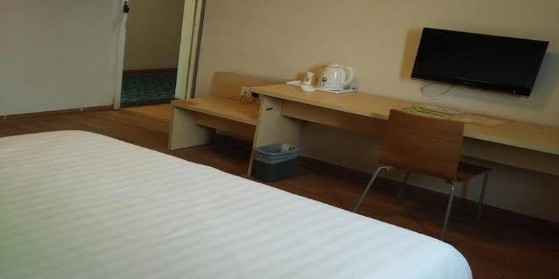 Jin Hui Hotel Kuangcsou Kültér fotó